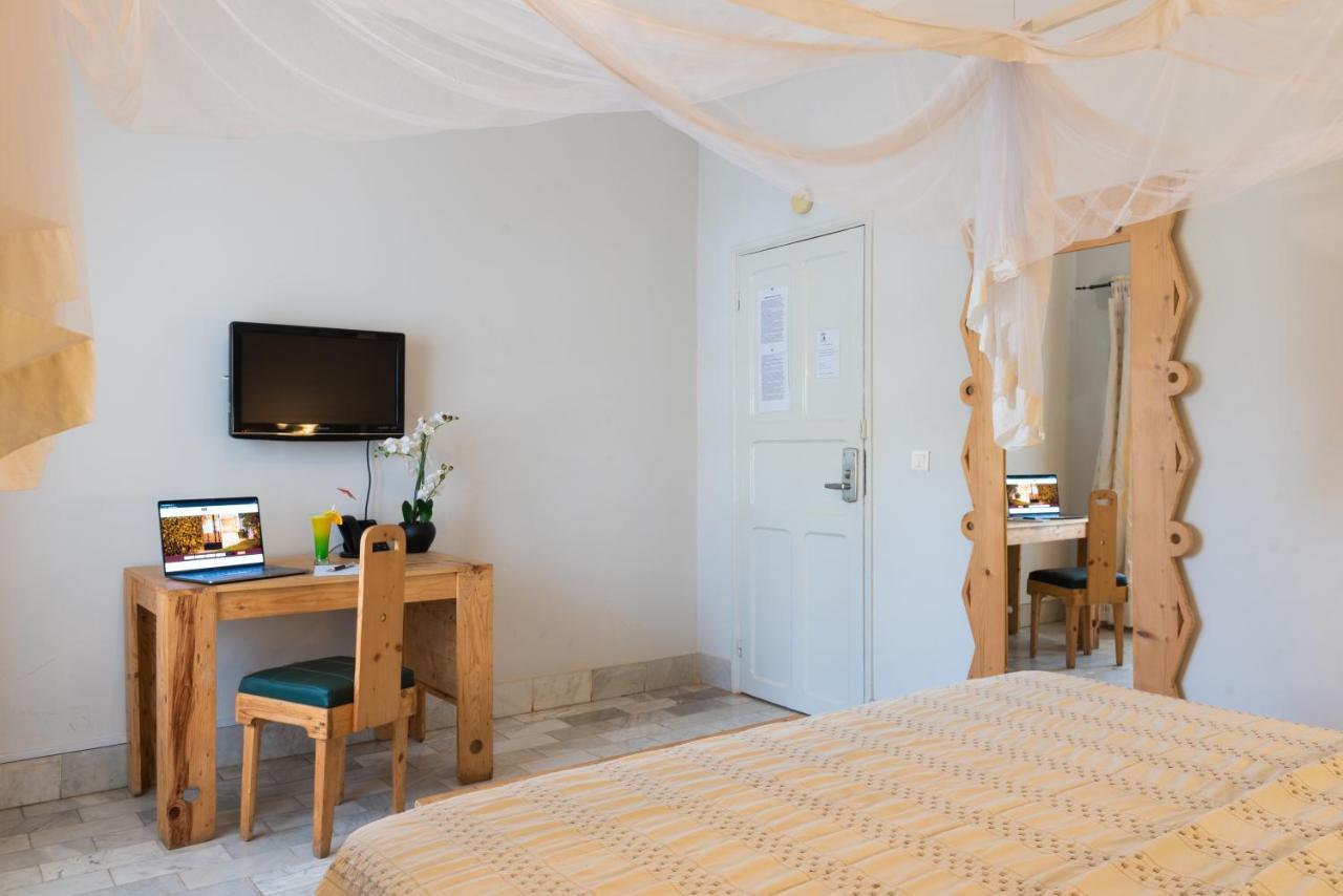 Le Lodge Des Almadies Dakar Exterior foto